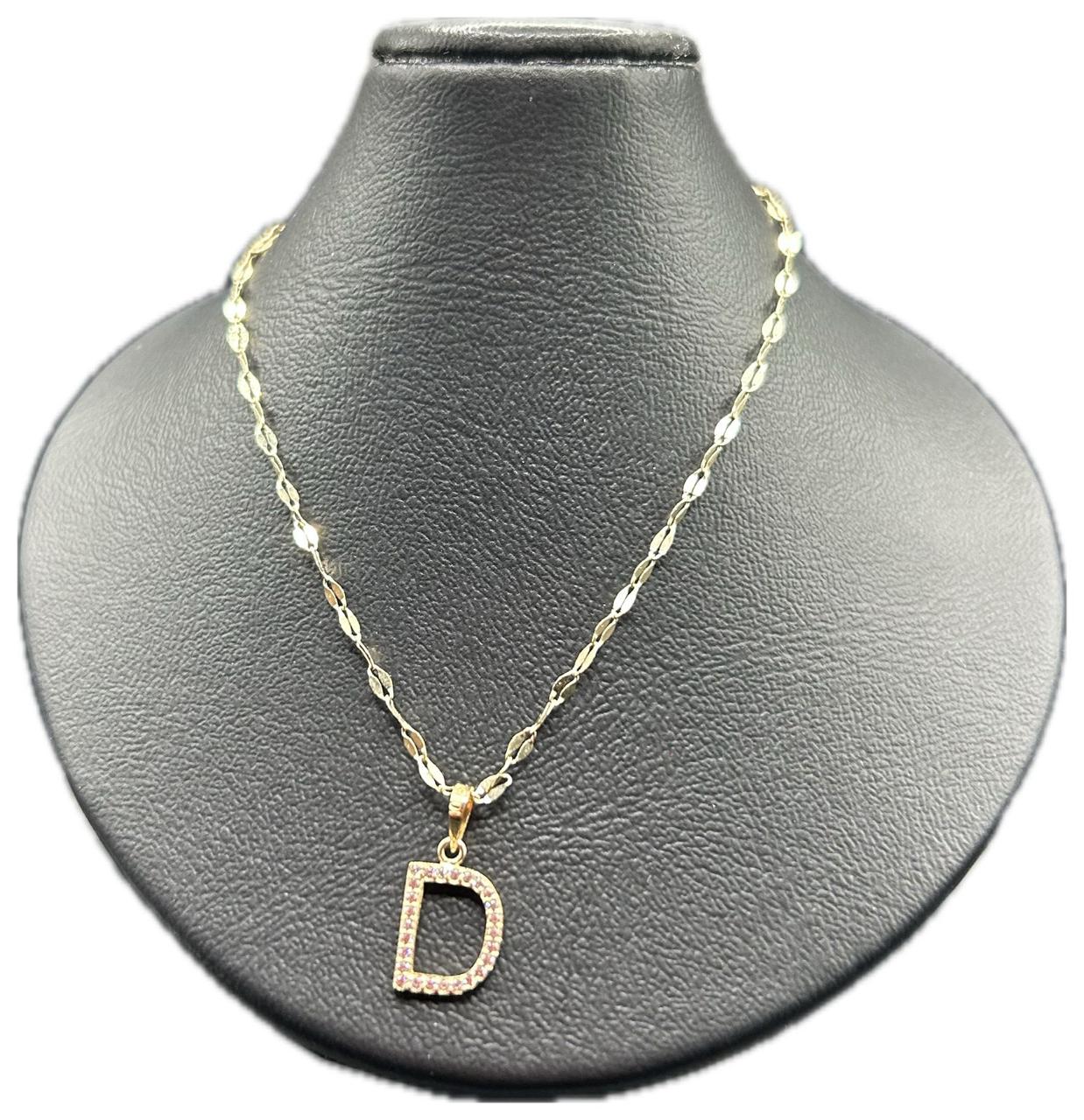DIJE/PENDIENTE DE LETRA CON ZIRCONIA Y CADENA 10K "D"