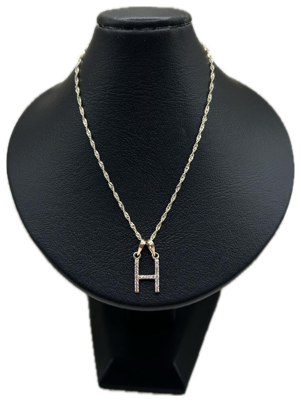 DIJE/PENDIENTE DE LETRA CON ZIRCONIA Y CADENA 10K "H"