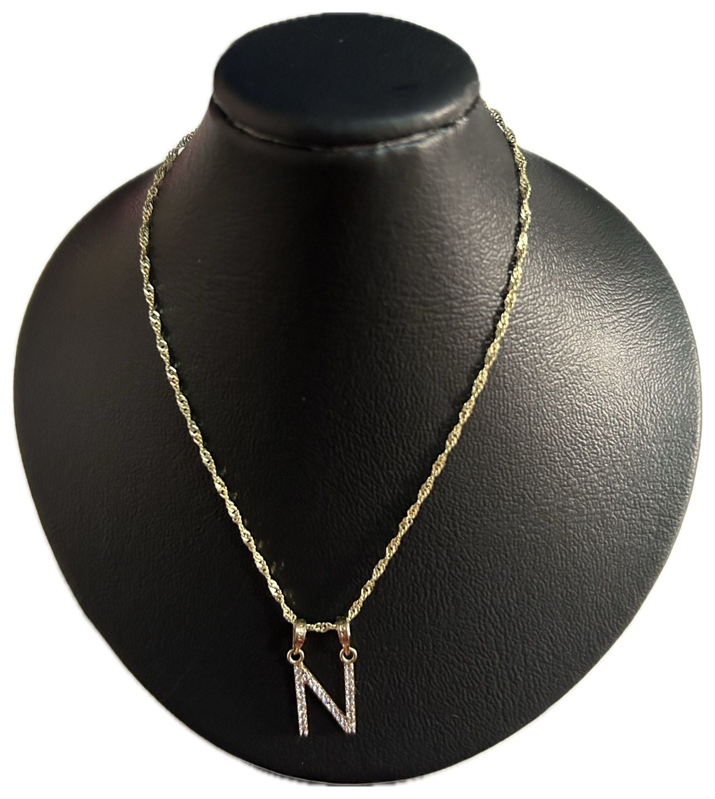 DIJE/PENDIENTE DE LETRA CON ZIRCONIA Y CADENA 10K "N"